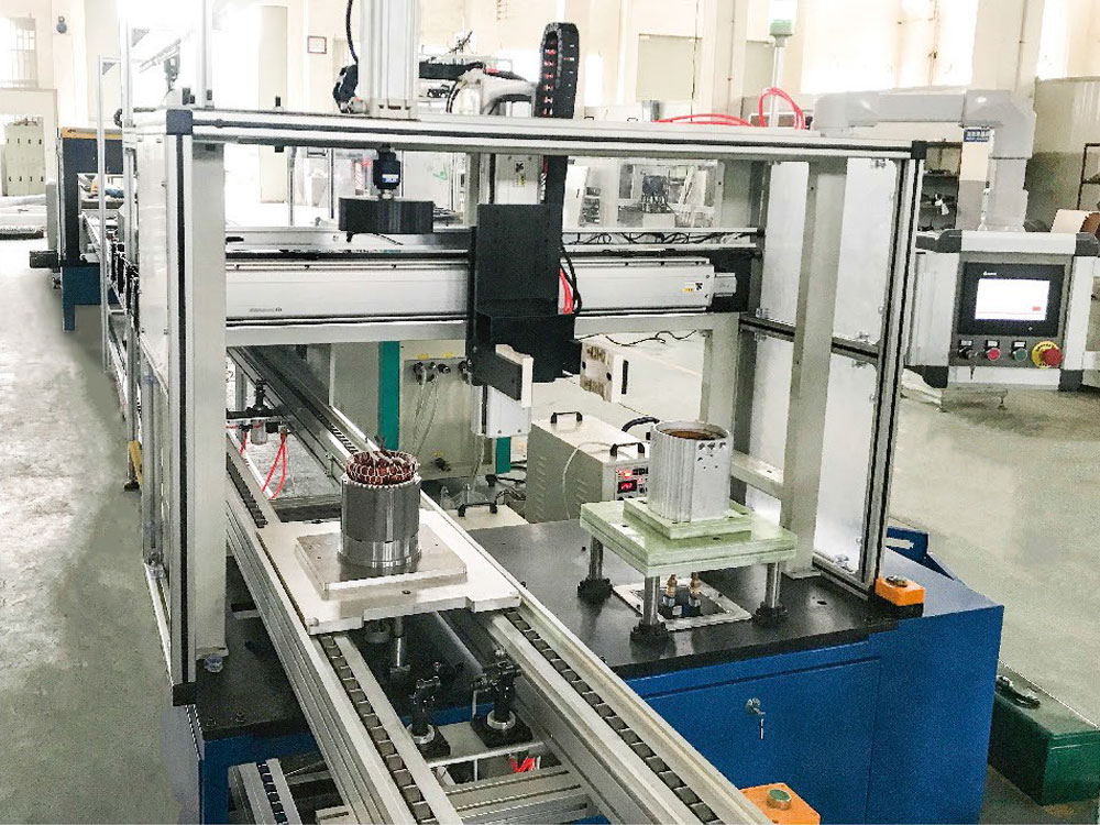 HC-07B机壳定子热装机